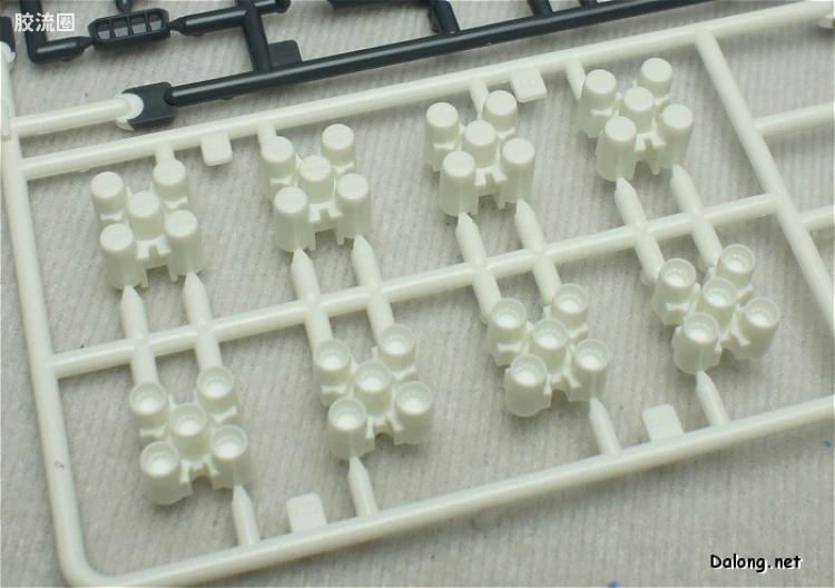万代超时空要塞系列拼装模型 1比72 VF-1 Valkyrie用 Strike Part Set - 图片
